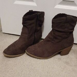 EDL Presents POP Brown Suede Booties Women's 10.5